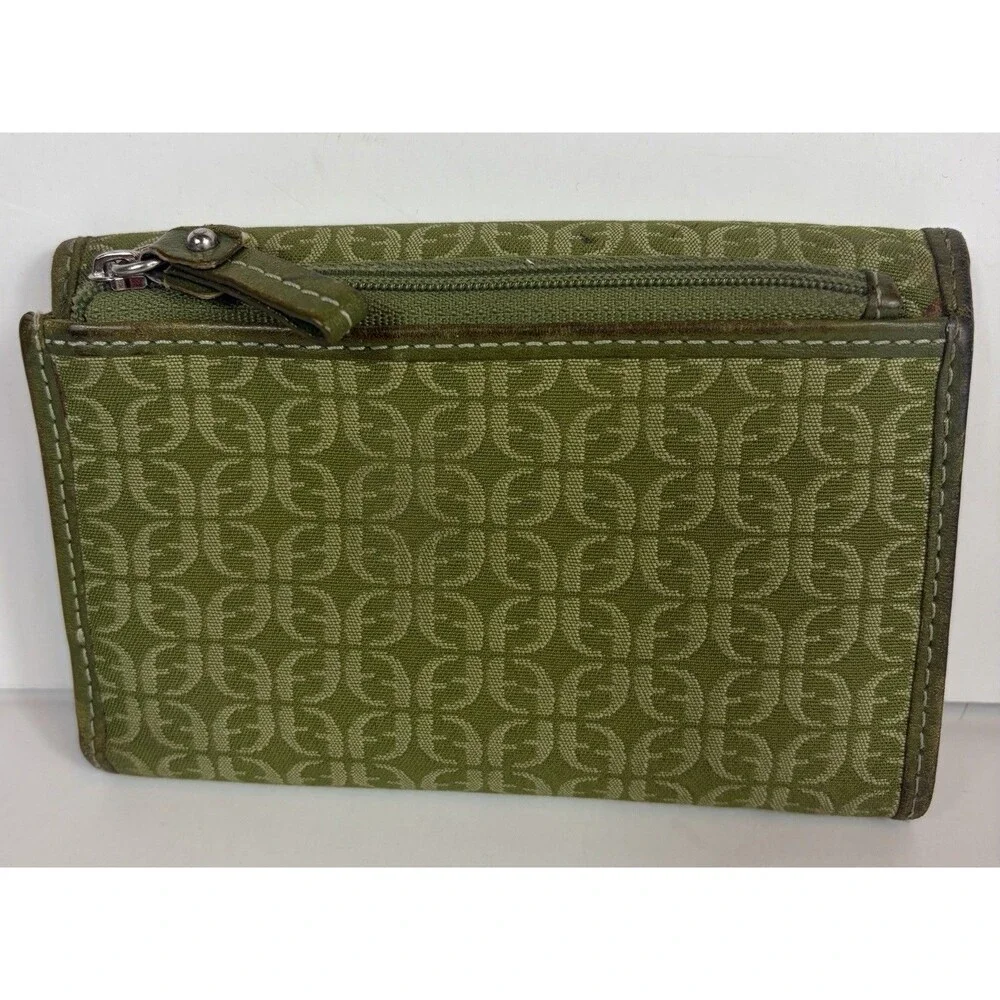 Fossil Trifold Wallet Ladies Green Genuine Leather Snap Close 6” X 4”